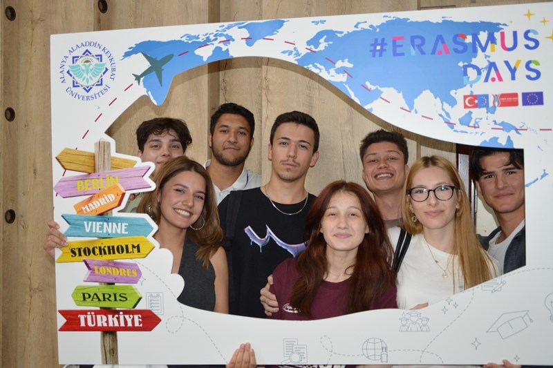 Erasmus Days 2025 Gazipaşa Yerleşkesinde Coşkuyla Başladı! Erasmus Days 2025 Gazipaşa Yerleşkesinde Coşkuyla Başladı!