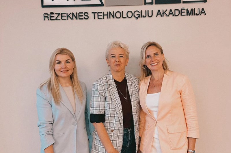 LETONYA REZEKNES ÜNİVERSİTESİ'nde ERASMUS İŞ BİRLİĞİ: ORTAK PROJELER MASAYA YATIRILDI
